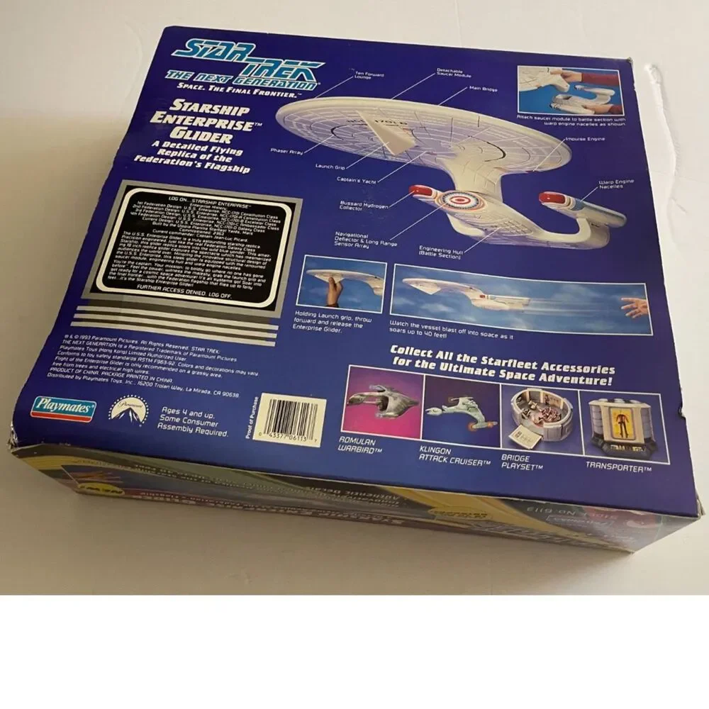 1993 Playmates Star Trek Next Generation Starship Enterprise Glider New in Box